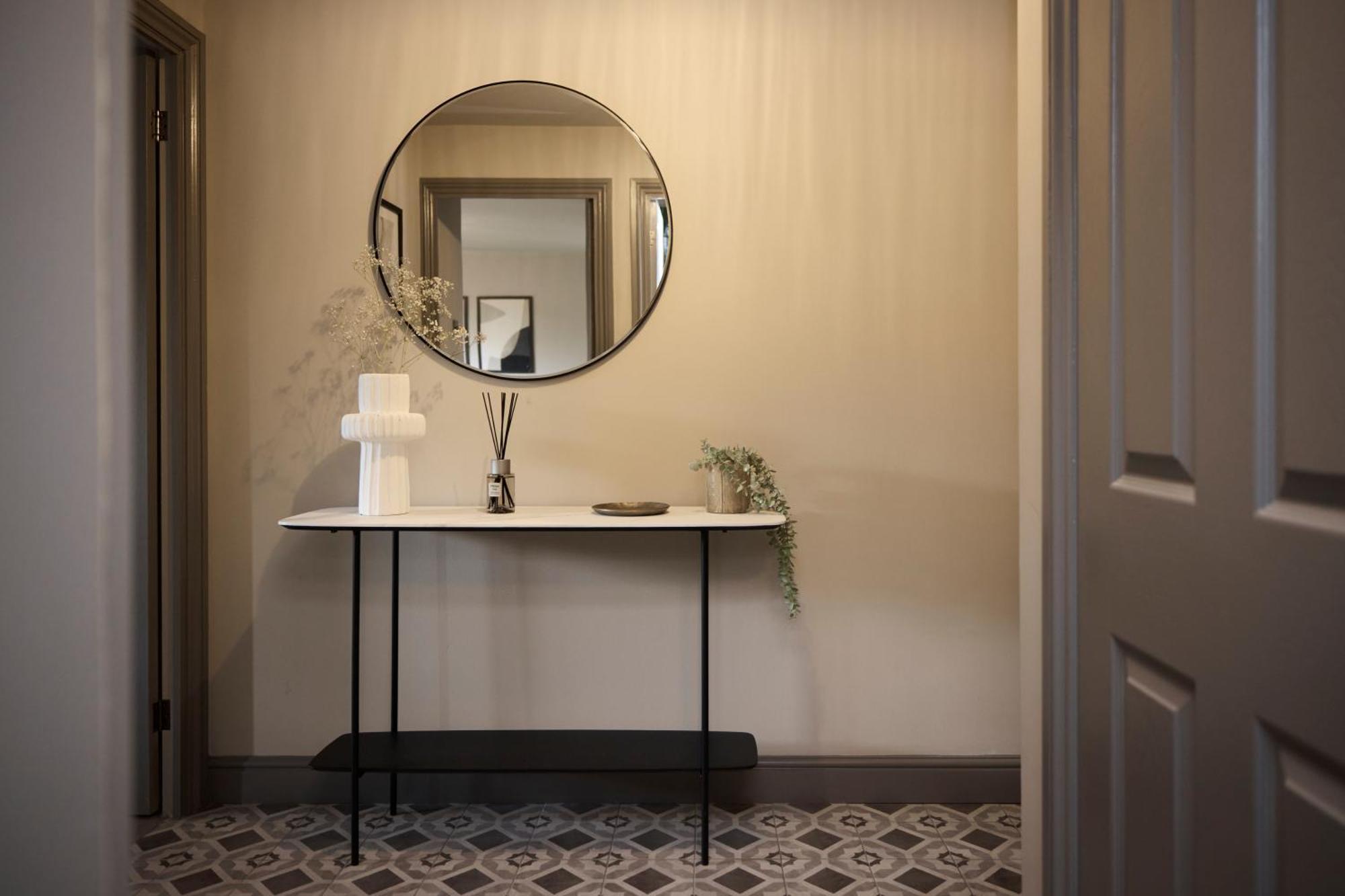 The Twickenham Wonder - Lovely 1Bdr Flat With Parking Eksteriør bilde